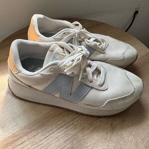 New Balance 237 Women's Cream and Gray Blue Sneakers Size 8.5 Women